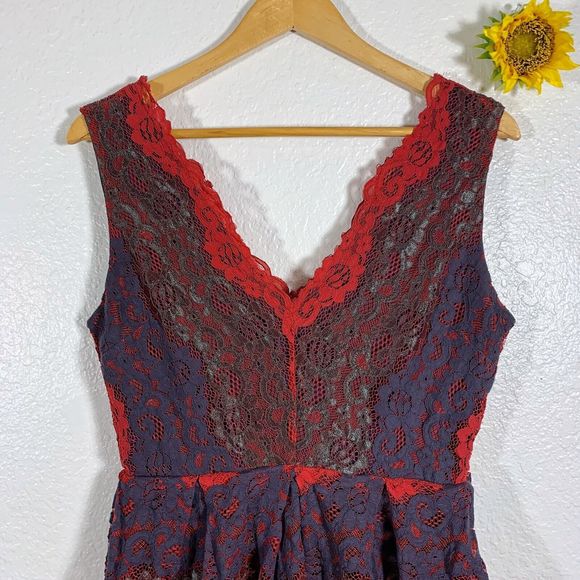 NSR Napean Sea Rd Red Lace Fitted Flare Mini Dress Scalloped V Neck Size Medium - Picture 6 of 10